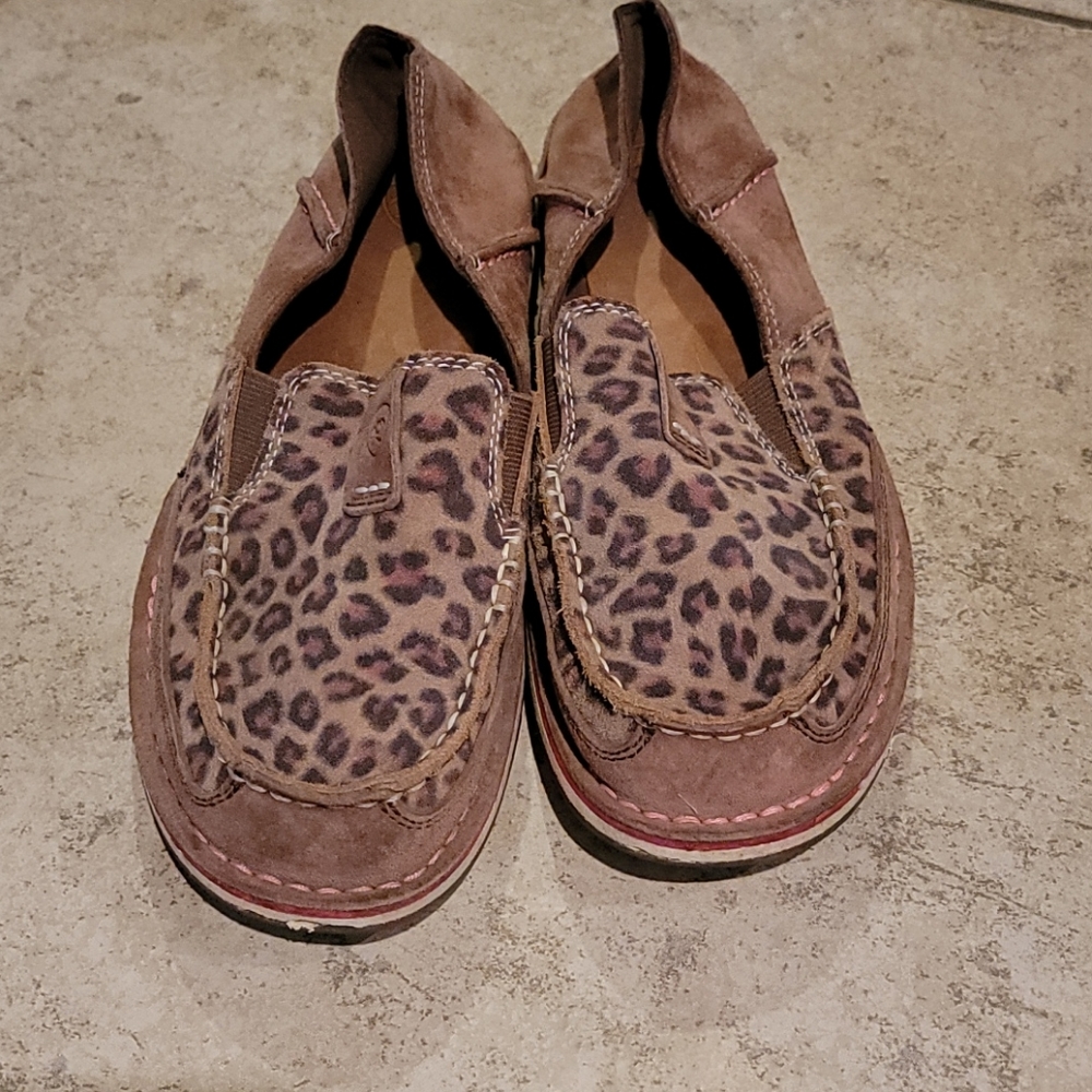 Women’s Leopard Print Slip-On Loafers in Brown